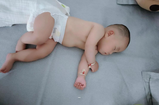 平湖孕妇肚脐周围发青